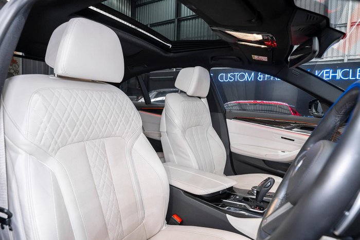 2018 BMW 5 Series 540i M Sport G30 Carbon Black