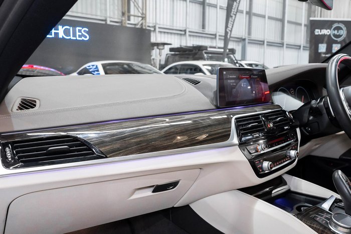 2018 BMW 5 Series 540i M Sport G30 Carbon Black