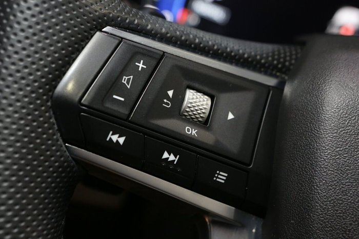 2022 Mitsubishi Outlander Exceed