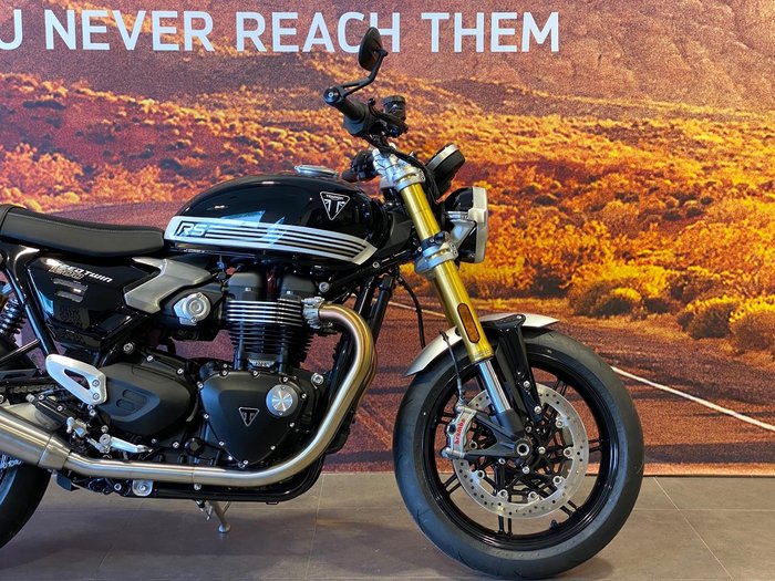 2025 Triumph Speed Twin 1200 RS Speed Twin Black