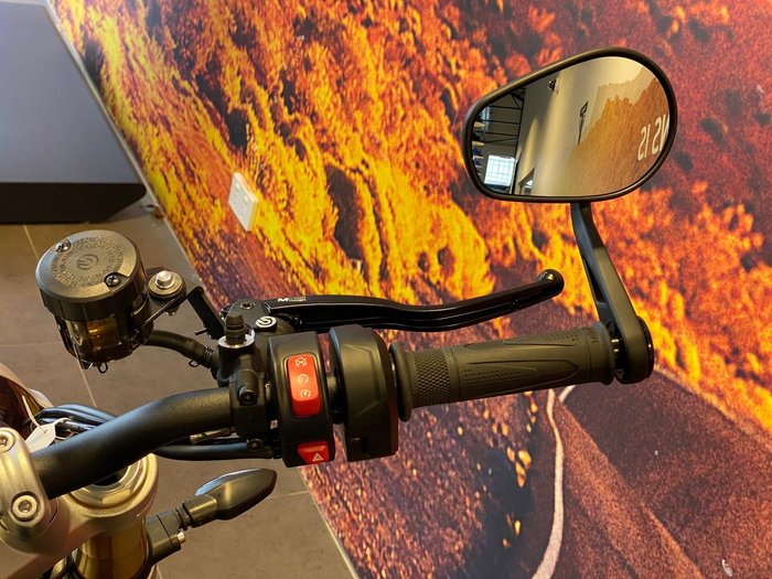 2025 Triumph Speed Twin 1200 RS Speed Twin Black