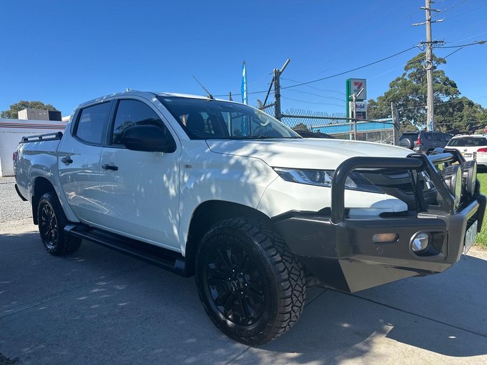2022 Mitsubishi Triton GLX-R MR MY22 4X4 Dual Range White Diamond
