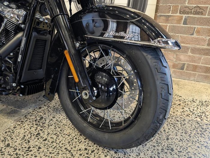 2025 Harley-Davidson Heritage Classic 117 (FLHC) Softail Black