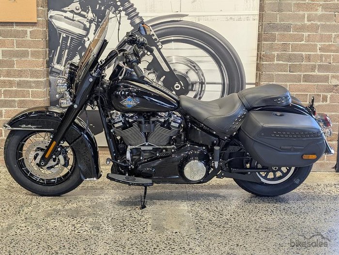 2026 Harley-Davidson Heritage Classic 117 (FLHC)