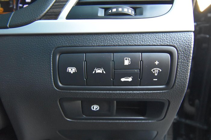 2015 Hyundai Genesis