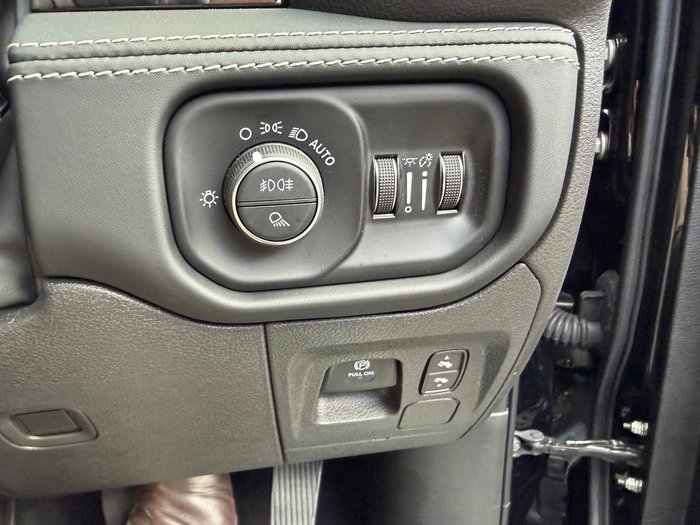 2025 RAM 1500 Limited Hurricane HO RamBox