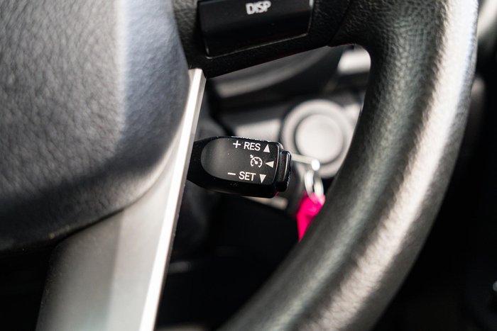 2019 Toyota Hilux SR