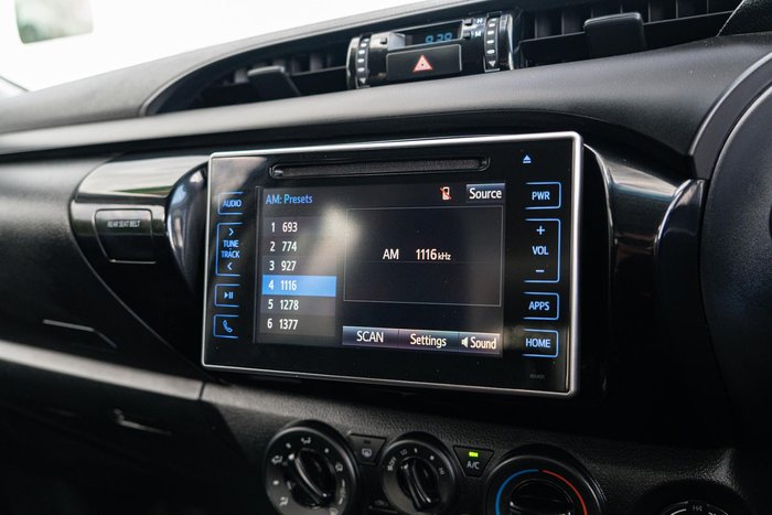 2019 Toyota Hilux SR GUN126R 4X4 Dual Range Glacier White
