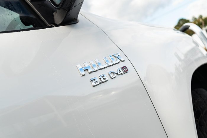 2019 Toyota Hilux SR GUN126R 4X4 Dual Range Glacier White