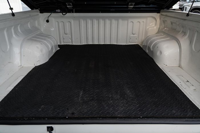 2019 Toyota Hilux SR GUN126R 4X4 Dual Range Glacier White