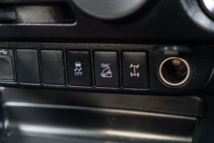 2019 Toyota Hilux SR GUN126R 4X4 Dual Range Glacier White