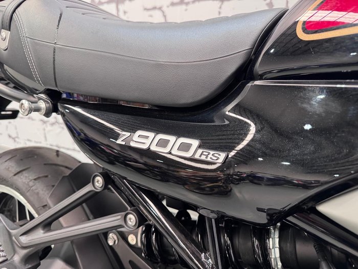 2023 Kawasaki Z900RS (Z900C) Z Red