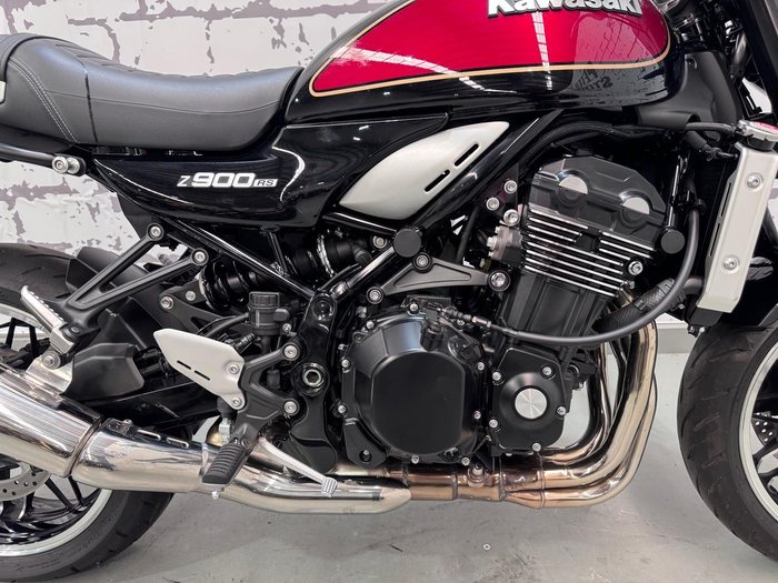 2023 Kawasaki Z900RS (Z900C) Z Red