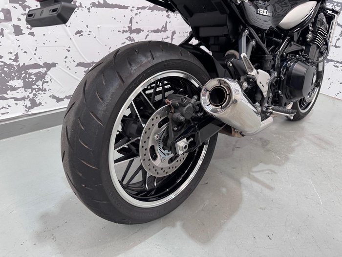 2023 Kawasaki Z900RS (Z900C) Z Red