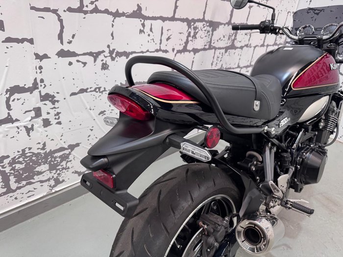 2023 Kawasaki Z900RS (Z900C) Z Red