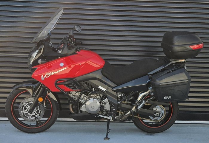 2012 Suzuki V-Strom 1000 (DL1000) V-Strom Red