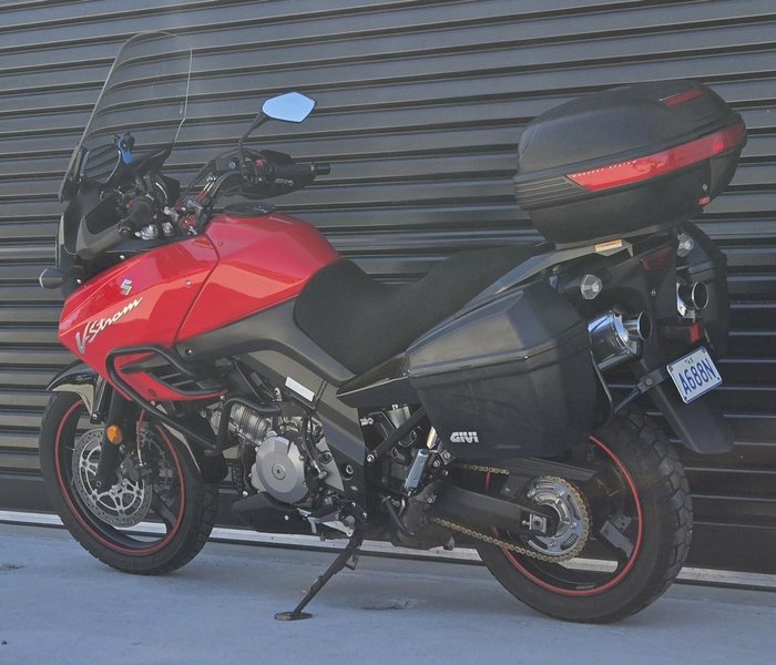2012 Suzuki V-Strom 1000 (DL1000) V-Strom Red
