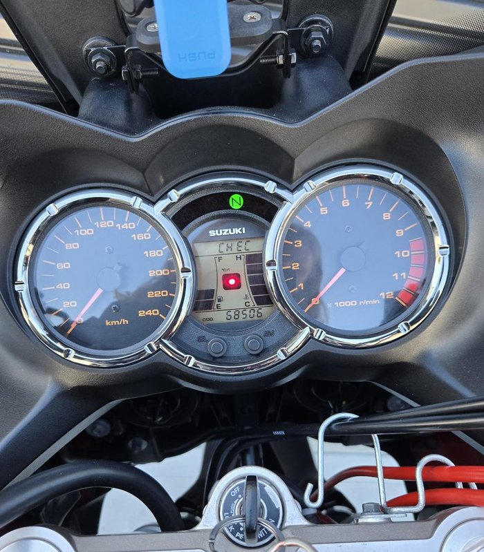 2012 Suzuki V-Strom 1000 (DL1000) V-Strom Red