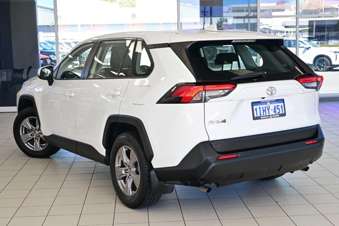 2024 Toyota RAV4 GX