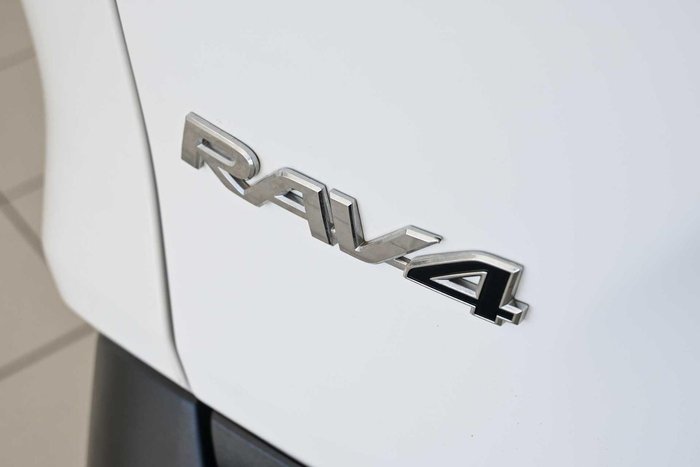 2024 Toyota RAV4 GX