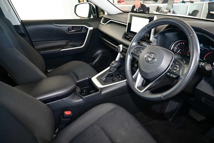 2024 Toyota RAV4 GX