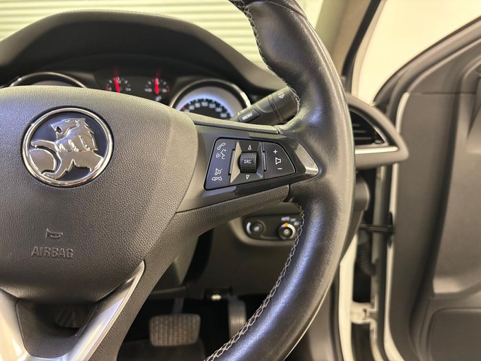 2018 Holden Commodore RS ZB MY18 Summit White