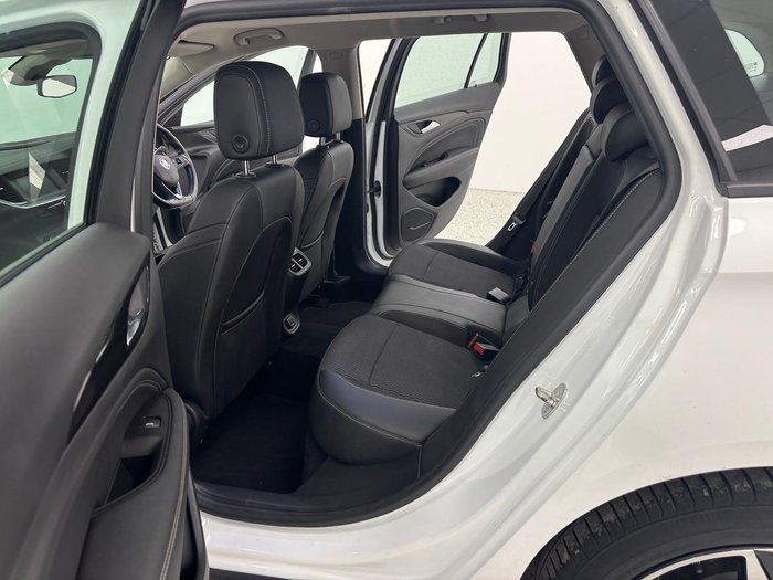 2018 Holden Commodore RS ZB MY18 Summit White