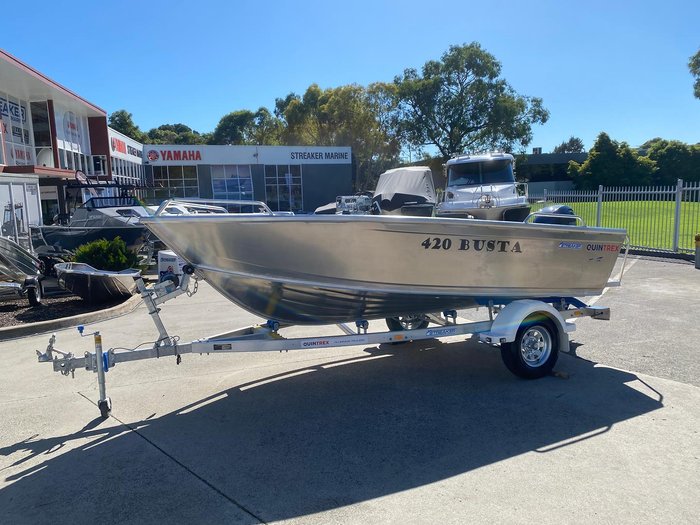 2026 QUINTREX 420 Busta