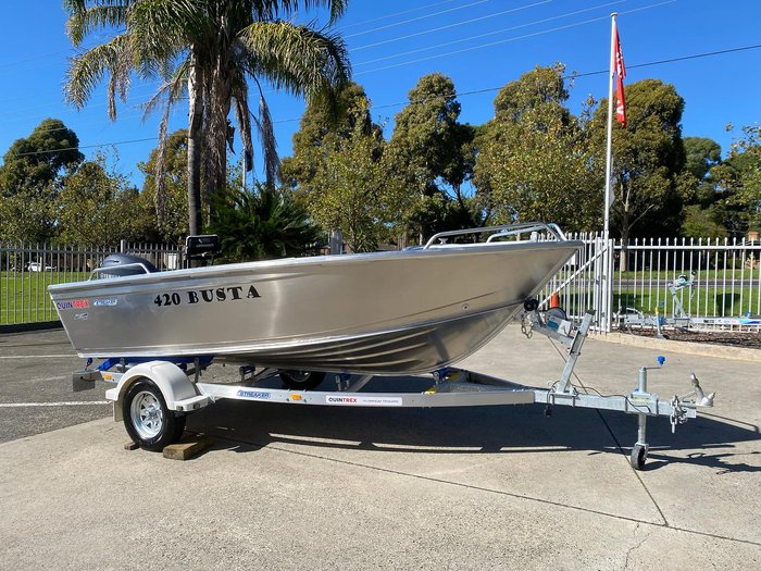 2026 QUINTREX 420 Busta