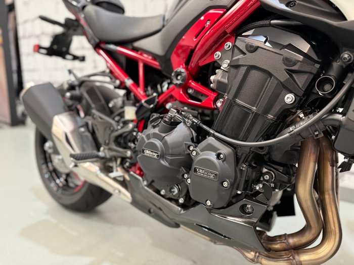 2025 Kawasaki Z900 (ZR900S) Z Grey