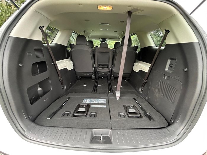 2022 Kia Carnival S