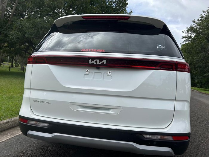 2022 Kia Carnival S
