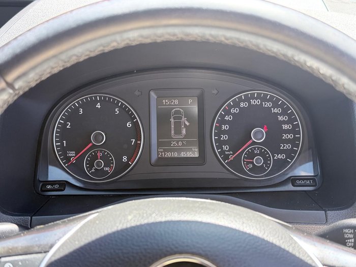 2016 Volkswagen Caddy TSI220 2KN MY16 Candy White