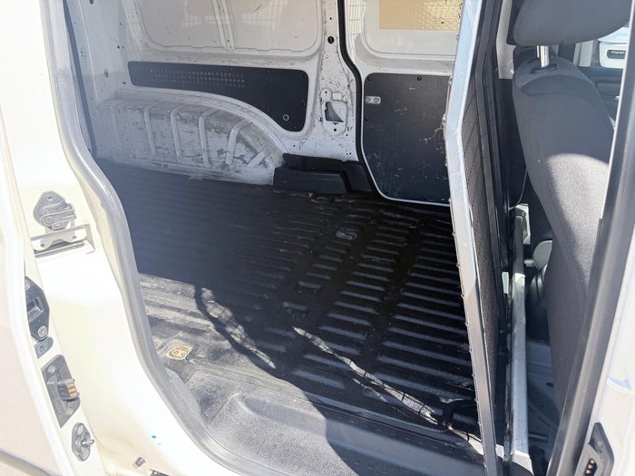 2016 Volkswagen Caddy TSI220 2KN MY16 Candy White