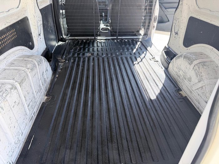 2016 Volkswagen Caddy TSI220 2KN MY16 Candy White