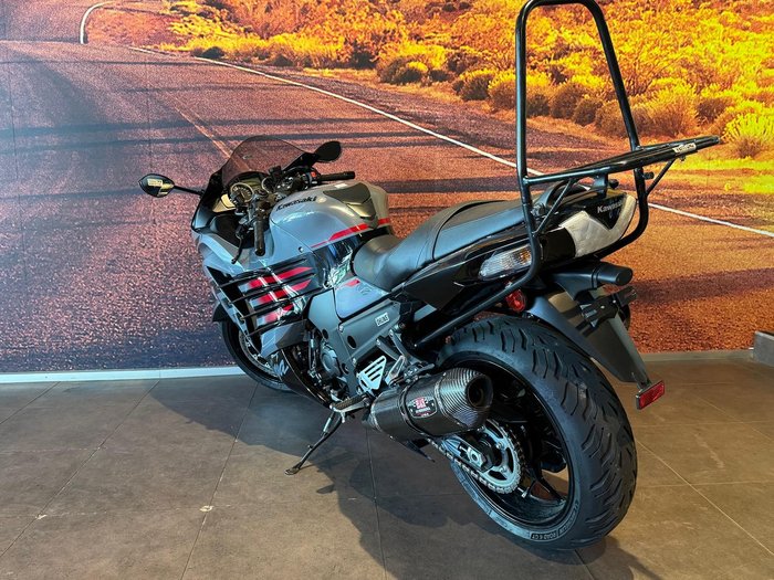 2022 Kawasaki Ninja ZX-14R ABS (ZX1400J) Ninja Grey