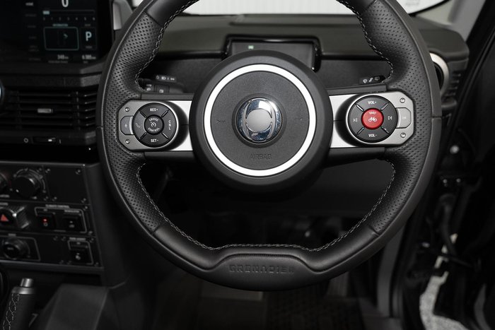 2025 INEOS Grenadier Station Wagon Trialmaster Edition MY25 4X4 Dual Range Donny Grey