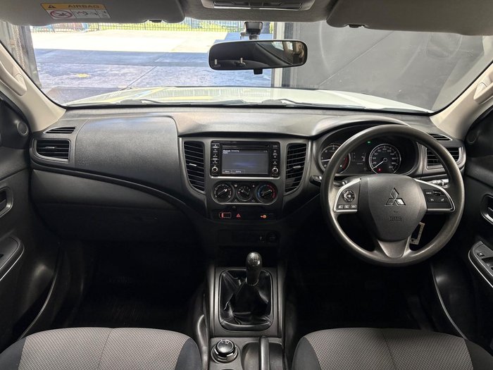 2019 Mitsubishi Triton GLX