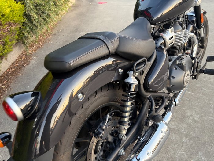 2025 Royal Enfield SUPER METEOR 650 Black