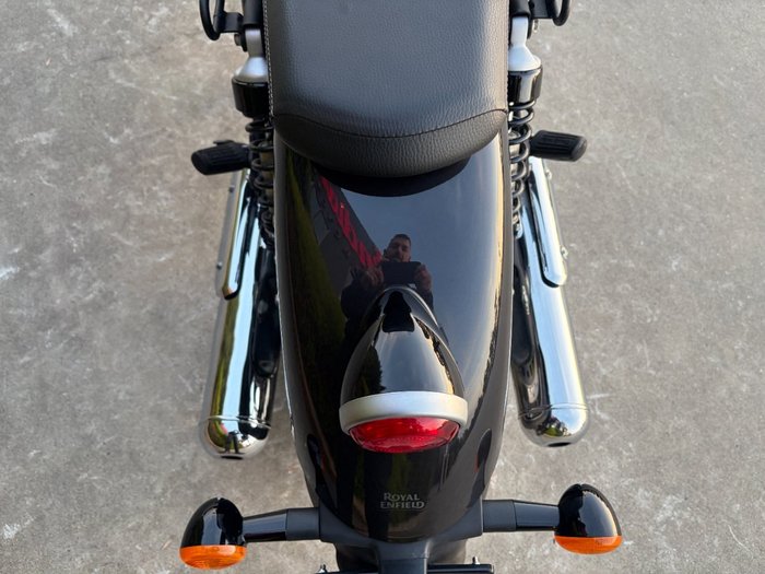 2025 Royal Enfield SUPER METEOR 650 Black