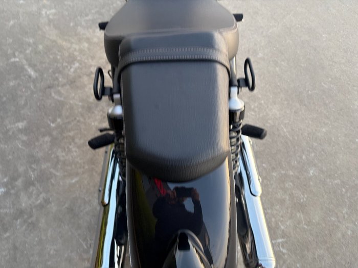 2025 Royal Enfield SUPER METEOR 650 Black
