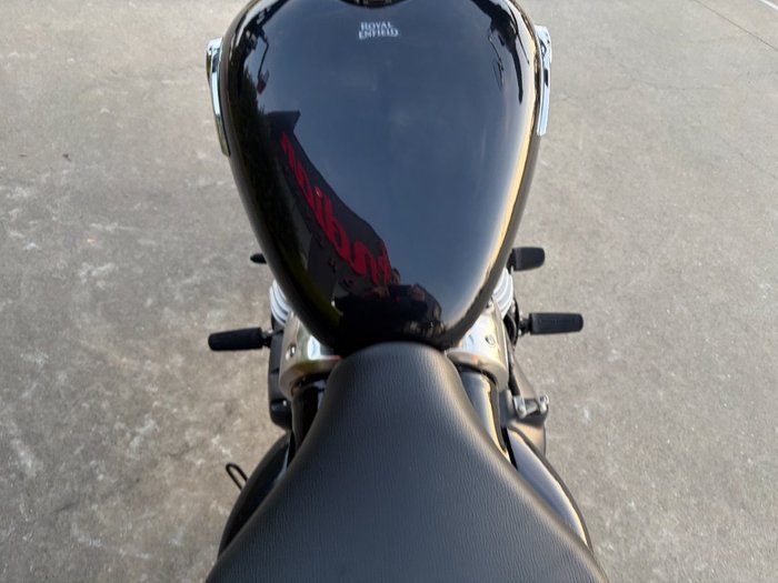 2025 Royal Enfield SUPER METEOR 650 Black