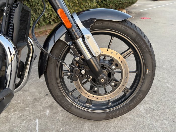 2025 Royal Enfield SUPER METEOR 650 Black