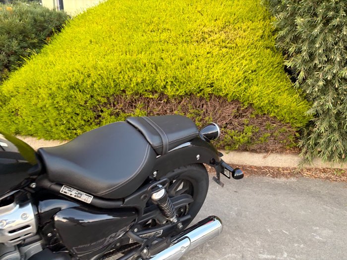 2025 Royal Enfield SUPER METEOR 650 Black