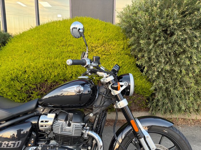 2025 Royal Enfield SUPER METEOR 650 Black