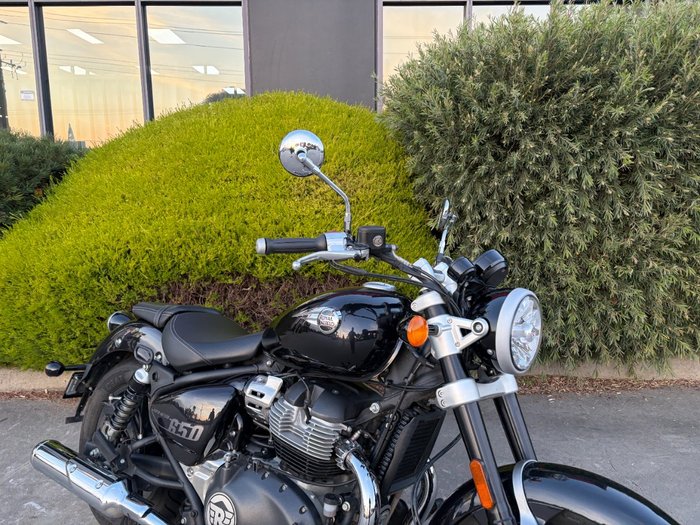 2025 Royal Enfield SUPER METEOR 650 Black