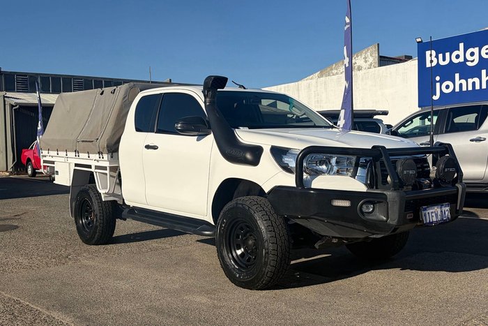 2018 Toyota Hilux SR