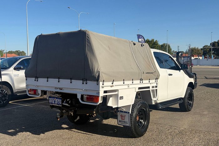 2018 Toyota Hilux SR