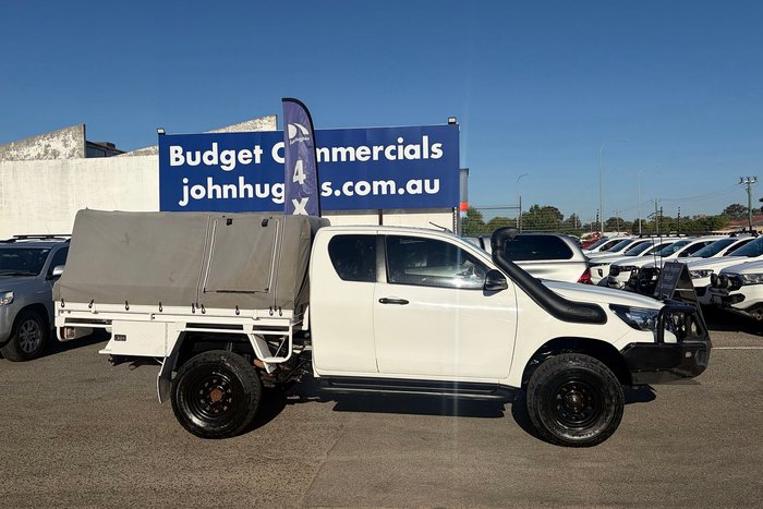 2018 Toyota Hilux SR