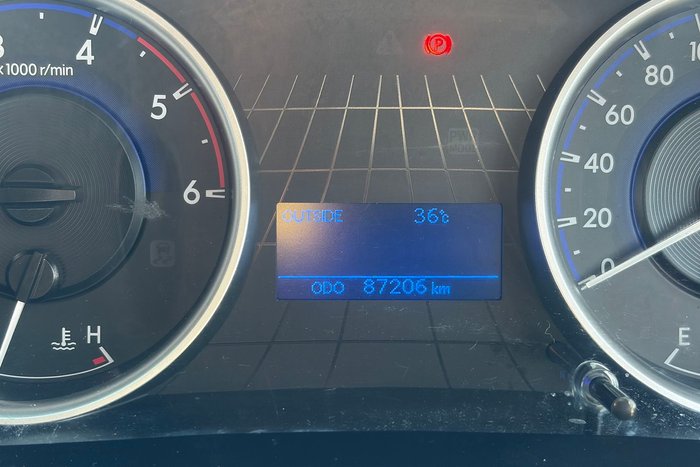 2018 Toyota Hilux SR